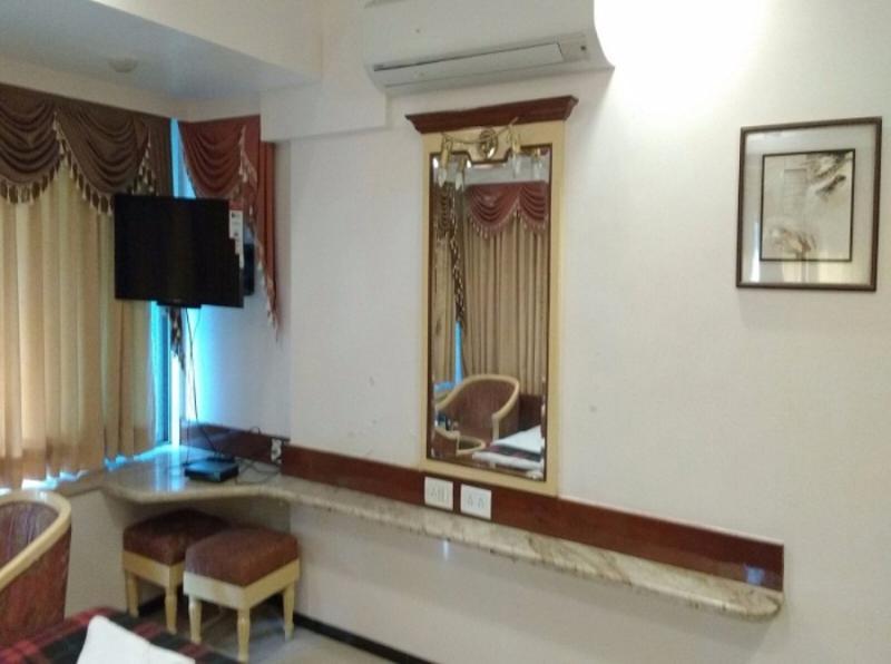 Hotel Ashwin Mumbai  Buitenkant foto