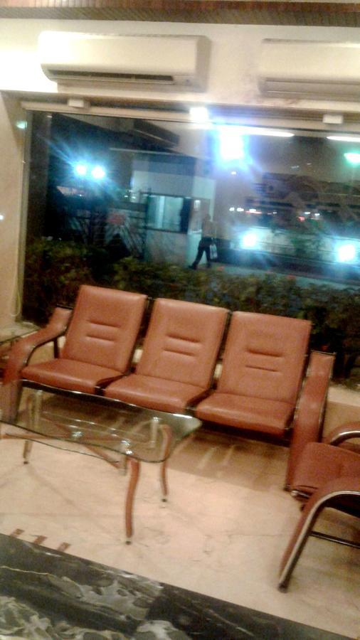 Hotel Ashwin Mumbai  Buitenkant foto
