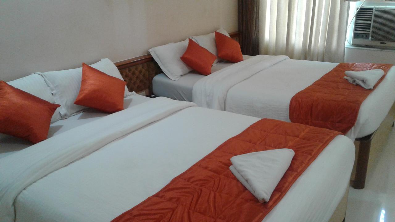 Hotel Ashwin Mumbai  Buitenkant foto