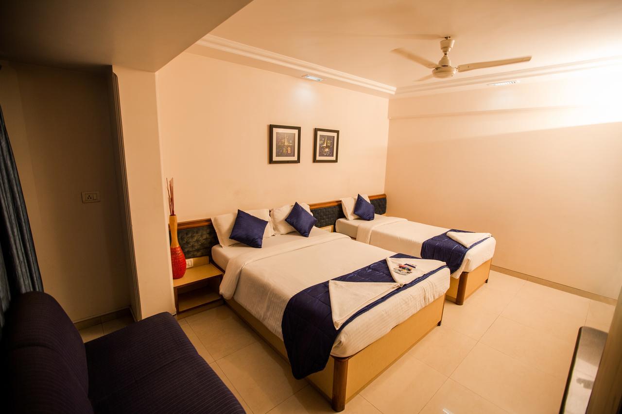 Hotel Ashwin Mumbai  Buitenkant foto