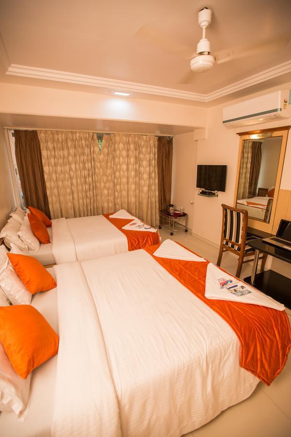 Hotel Ashwin Mumbai  Buitenkant foto