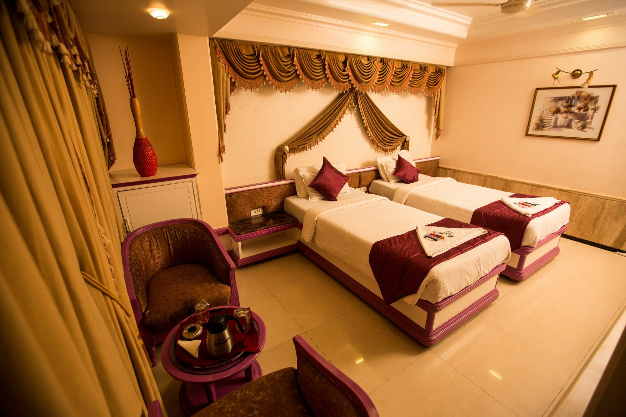 Hotel Ashwin Mumbai  Buitenkant foto